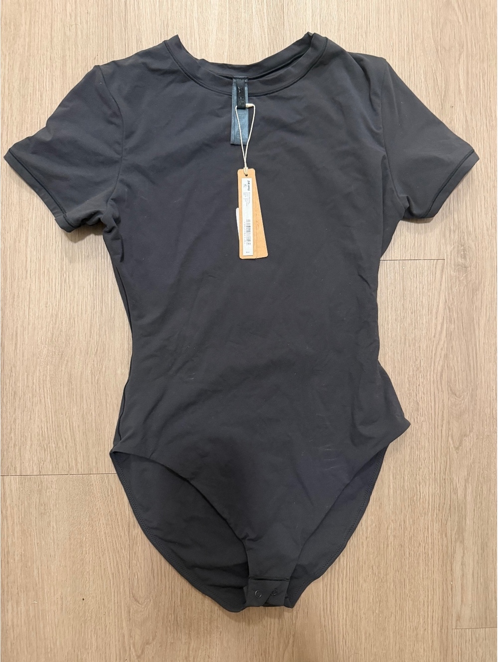 Skims Fits everybody t-shirt bodysuit